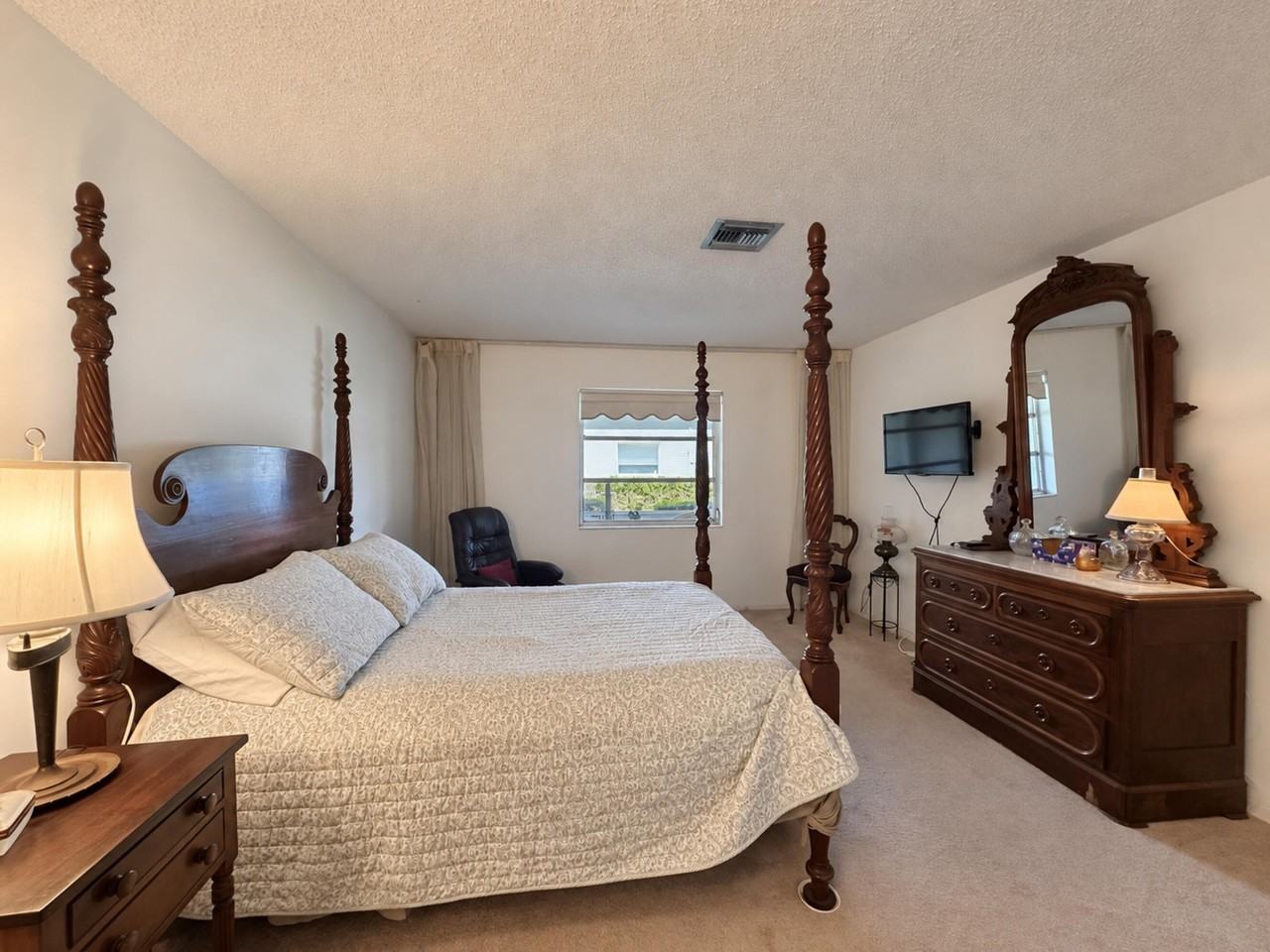 1121 Boxwood Dr #36C - Photo 6 of 16