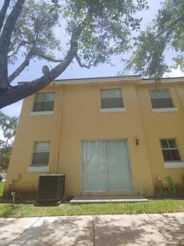 2214 Shoma Dr - Photo 2 of 27