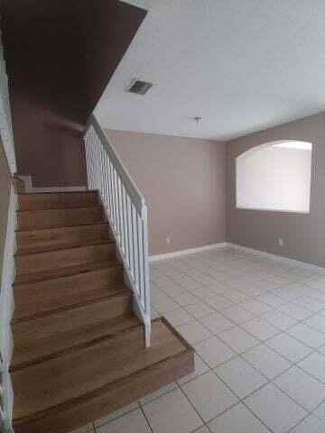 2214 Shoma Dr - Photo 4 of 27