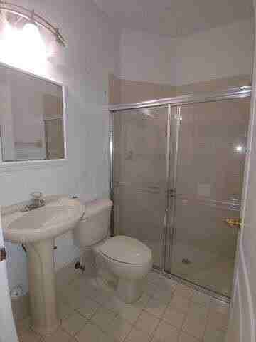 2214 Shoma Dr - Photo 5 of 27