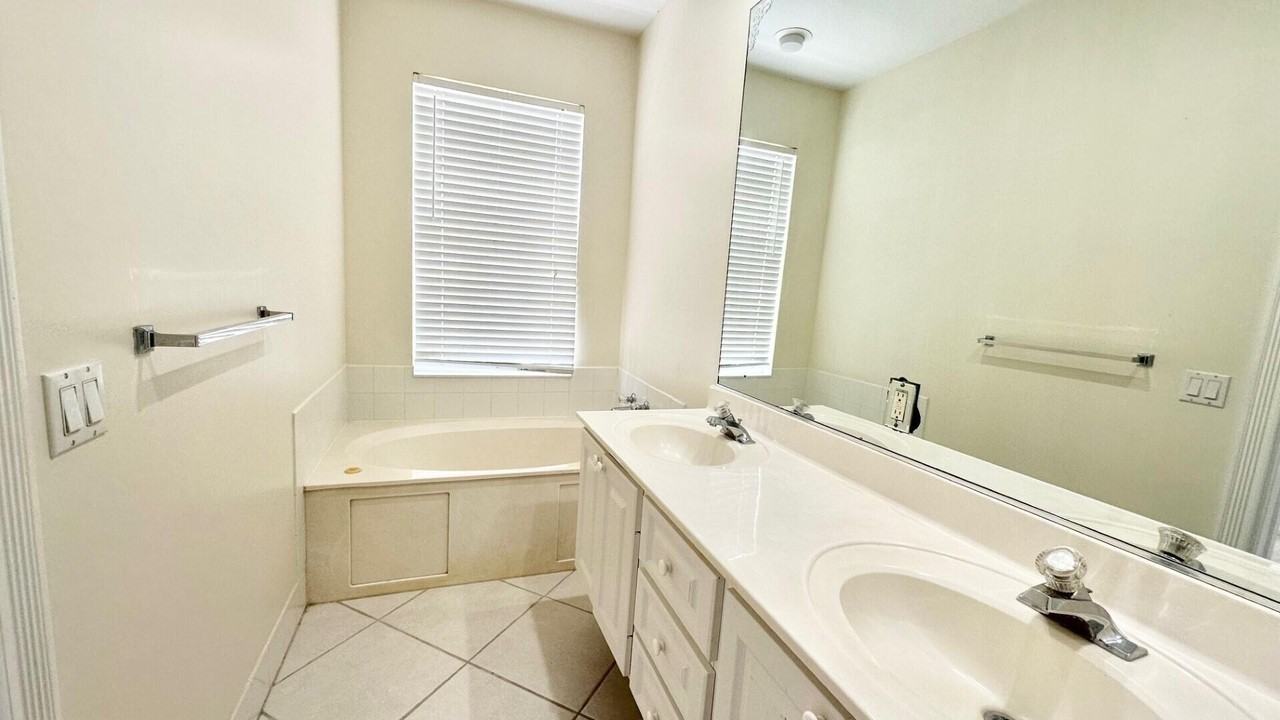 2171 Tigris Dr - Photo 5 of 49