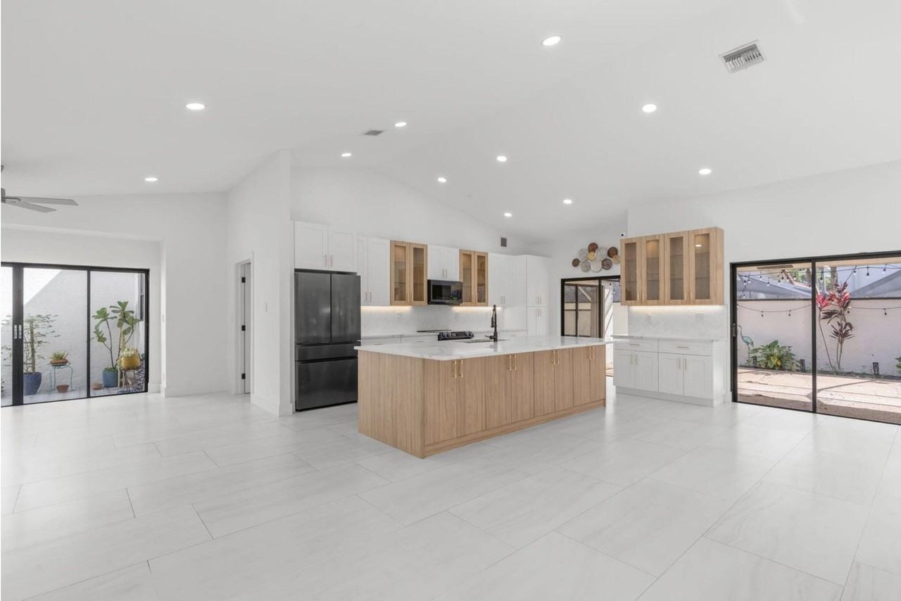 21326 Campo Allegro Dr - Photo 4 of 29