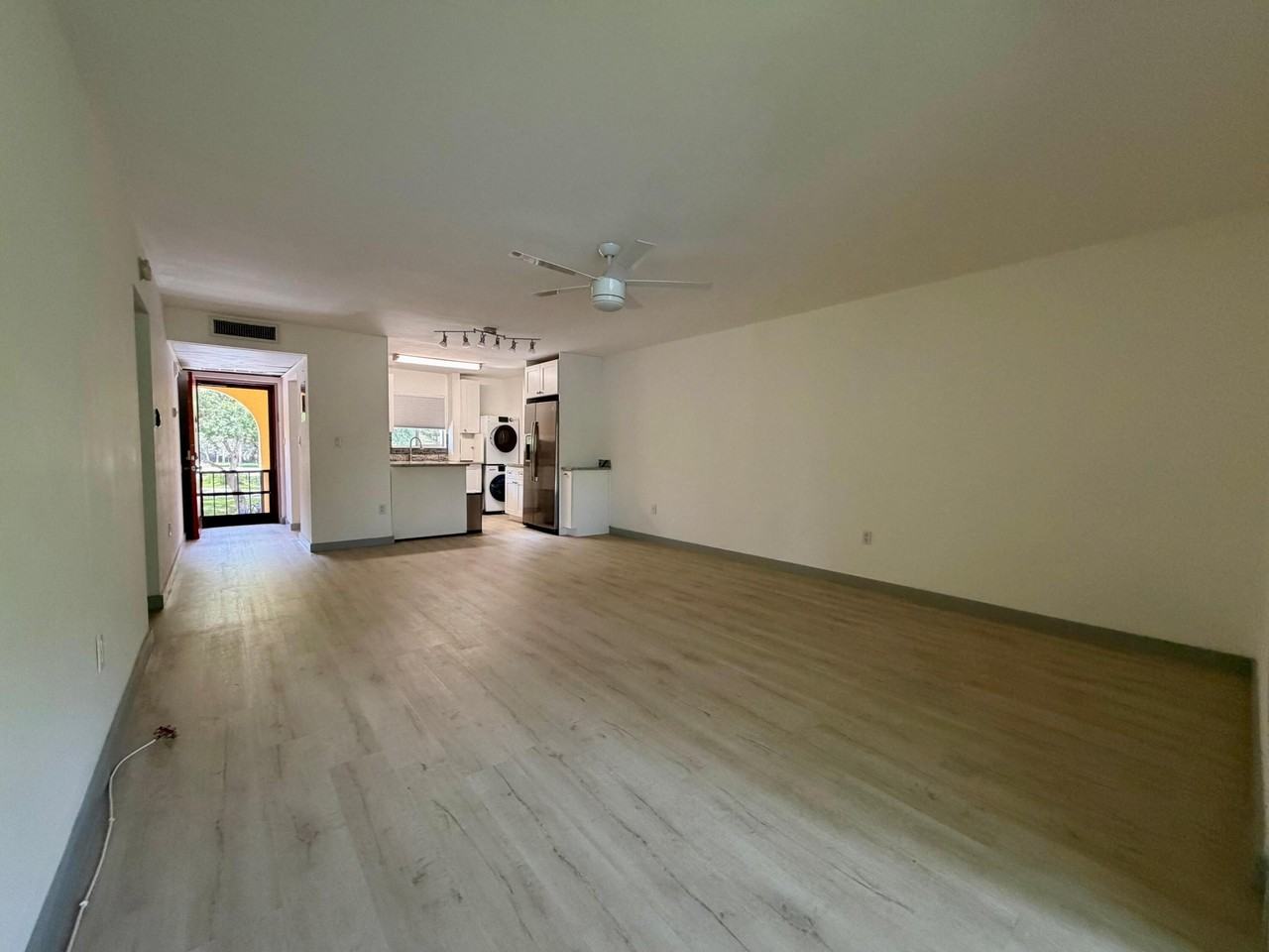848 Sw 9th Street Cir #203 - Photo 6 of 18