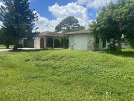 1698 Se Manth Ln - Photo 1 of 1