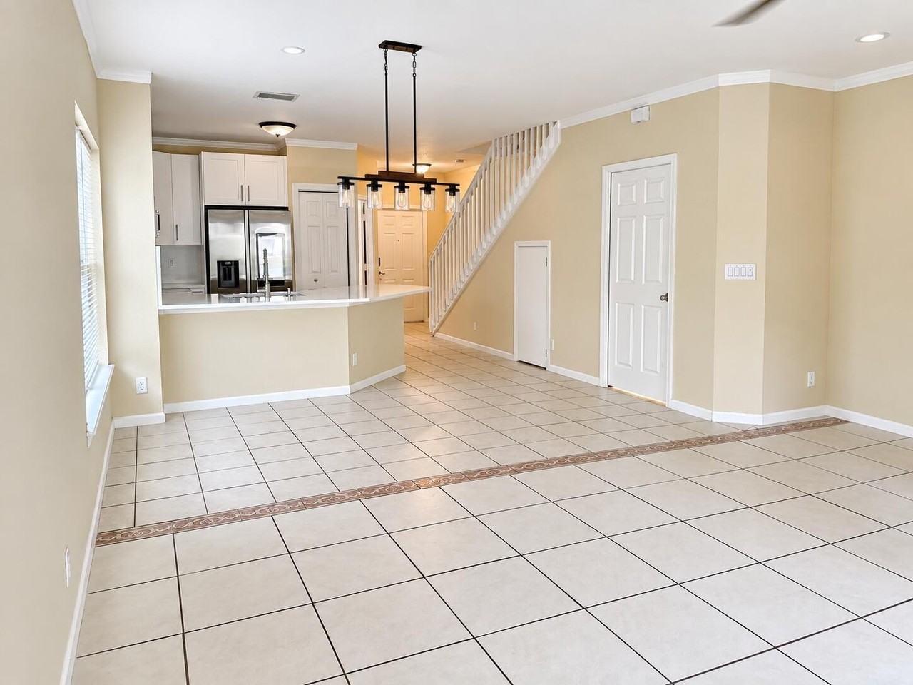 6958 Oak Bridge Ln - Photo 4 of 19