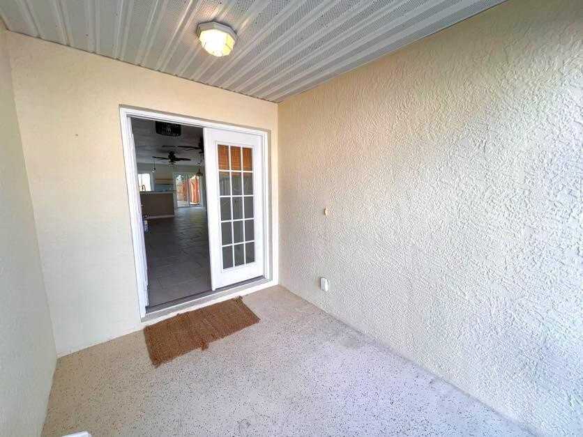 207 Cherie Down Ln - Photo 2 of 33