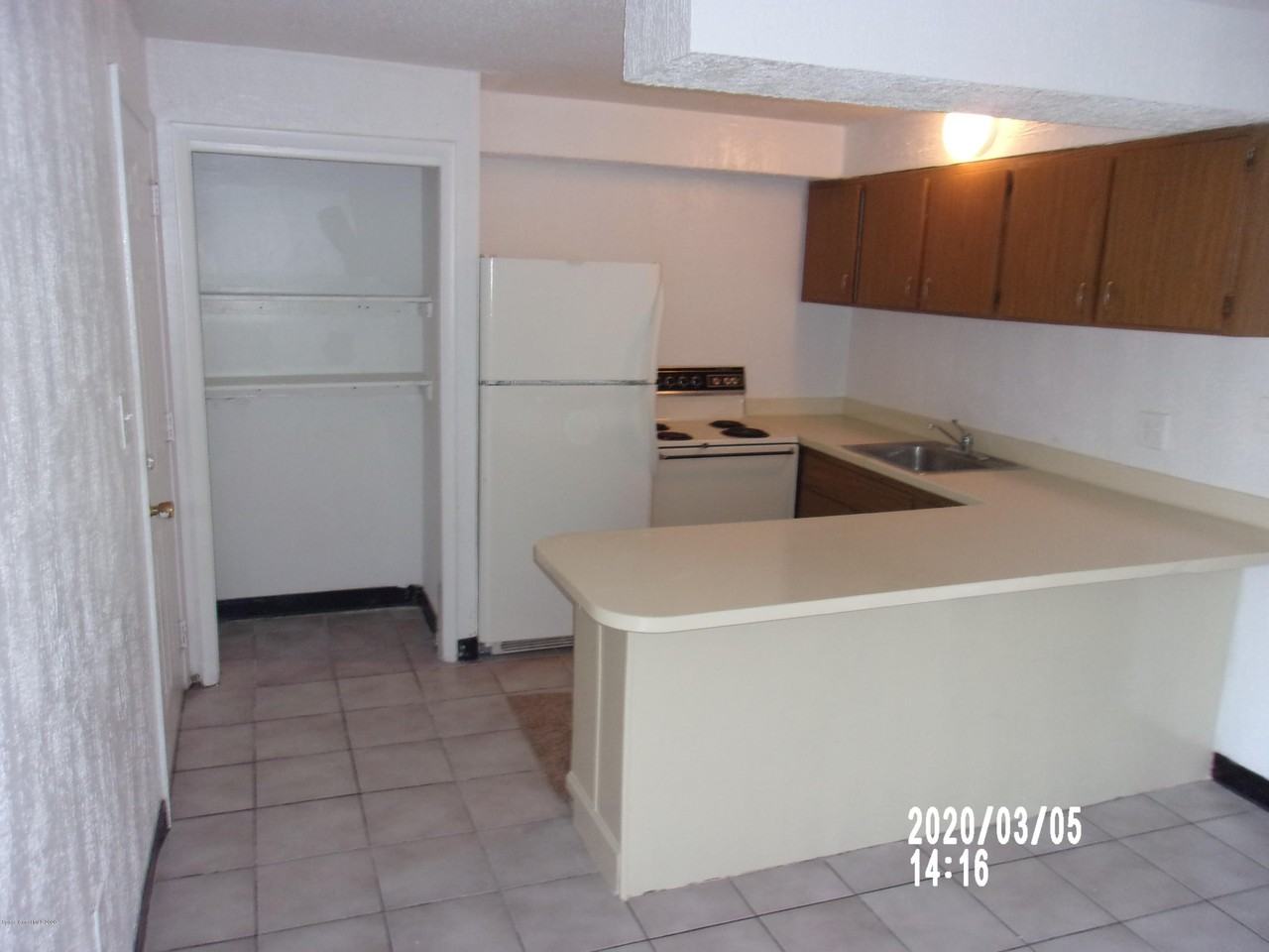 1723 Dixon Blvd #15 - Photo 5 of 28