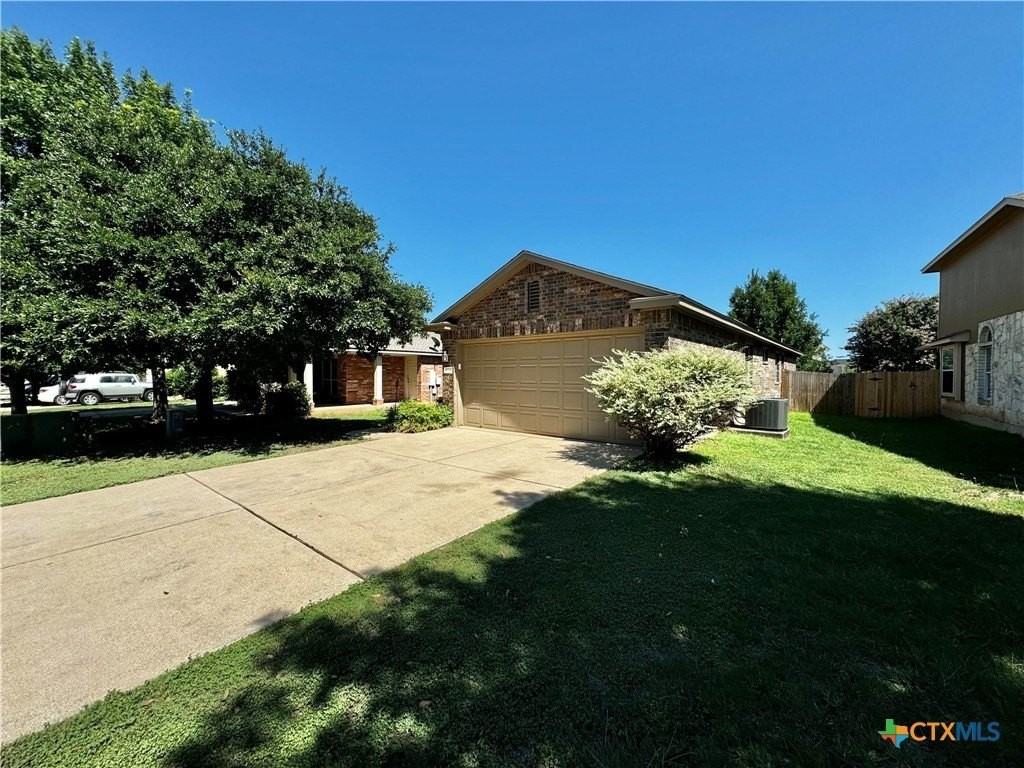 1014 Aiken Dr - Photo 4 of 29