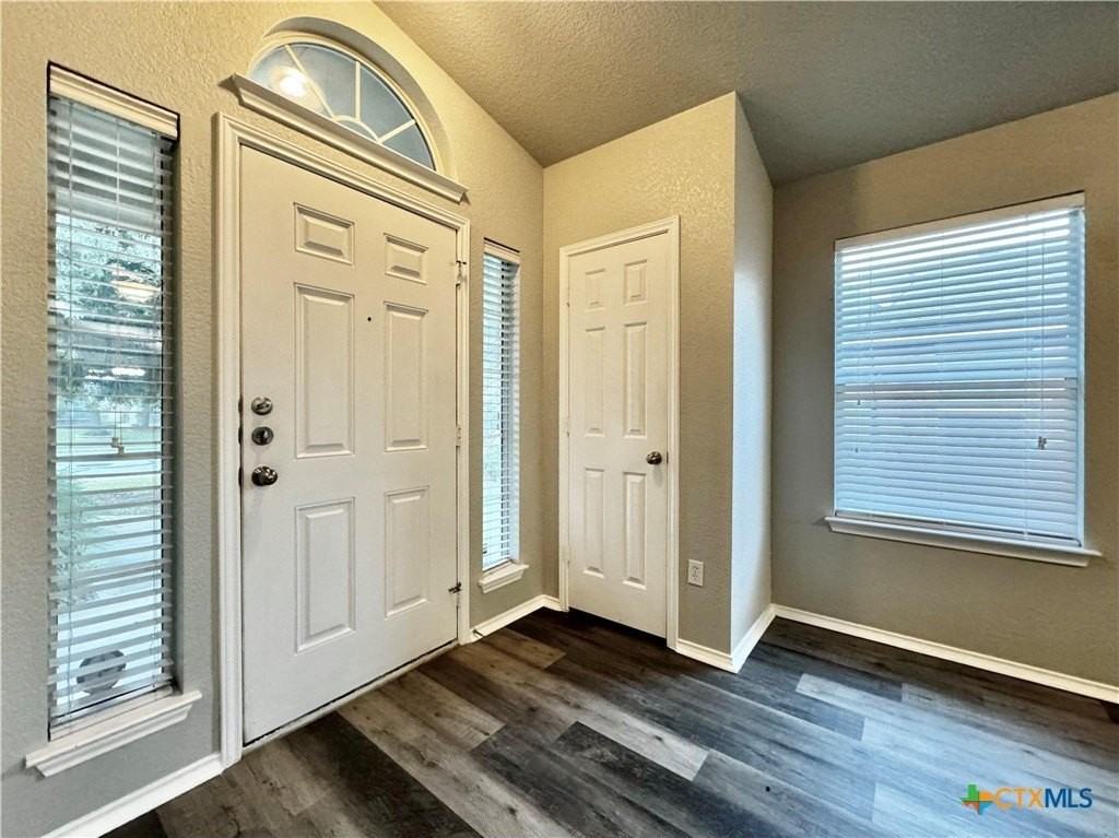 1014 Aiken Dr - Photo 5 of 29