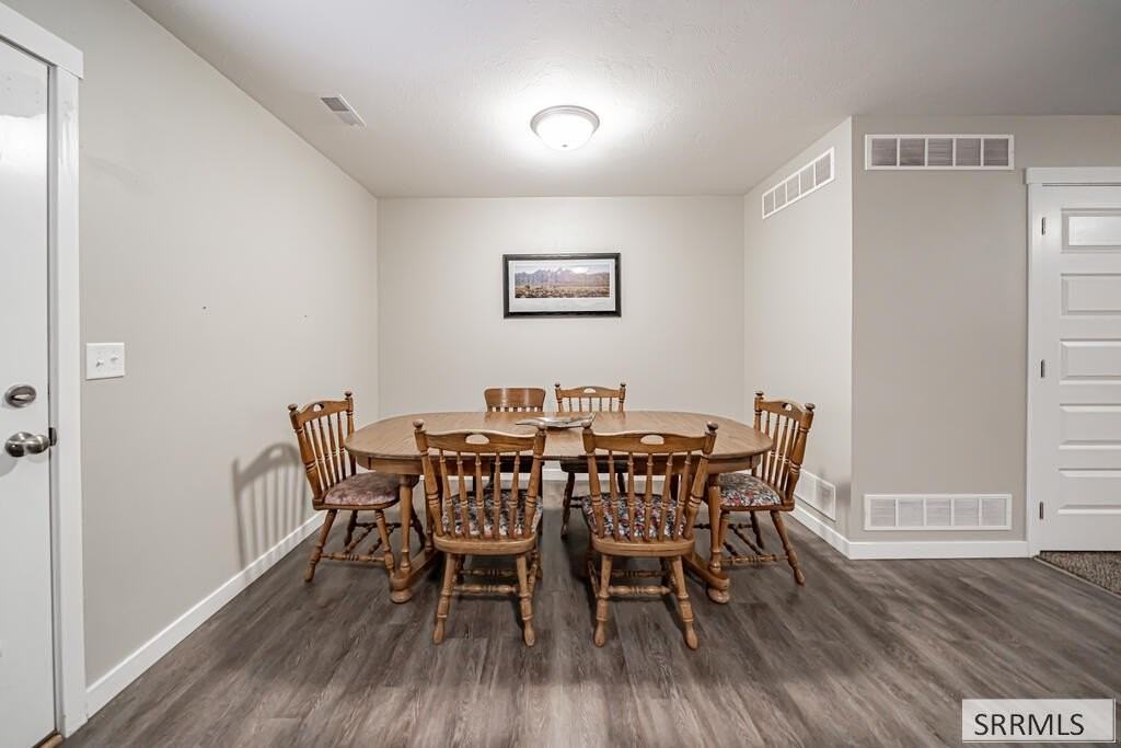 786 Trails End - Photo 6 of 49