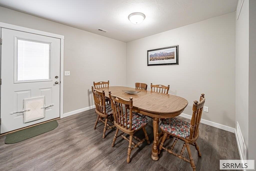 786 Trails End - Photo 7 of 49
