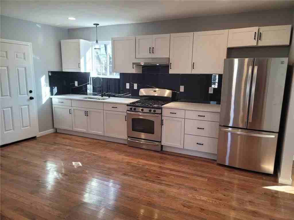 653 Douglas Ave #2 - Photo 3 of 12