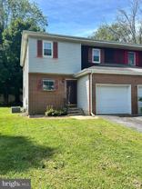 840 Woodcrest Dr - Photo 1 of 1