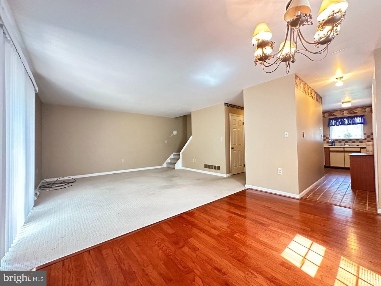 840 Woodcrest Dr - Photo 2 of 15