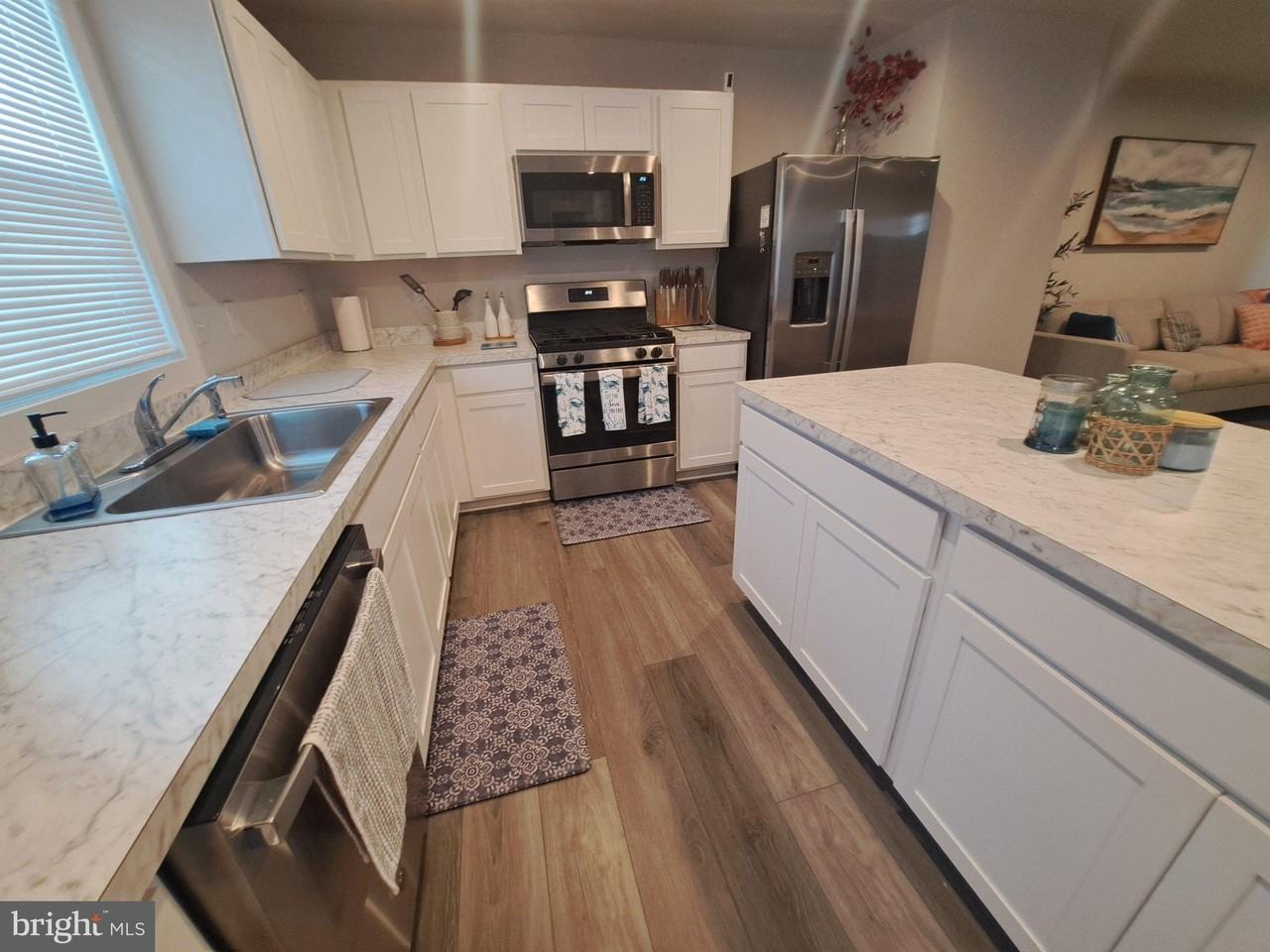 32035 Windjammer Dr - Photo 6 of 21