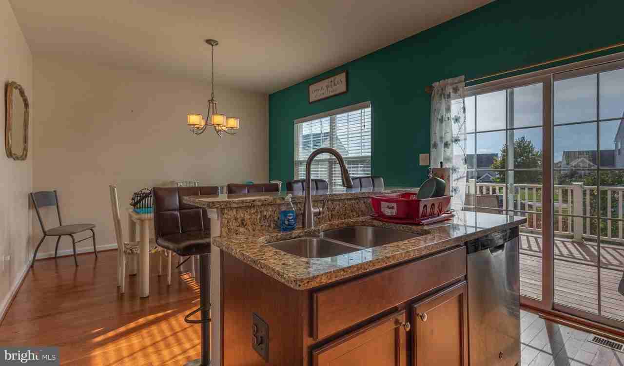 29849 Plantation Lakes Blvd - Photo 5 of 20
