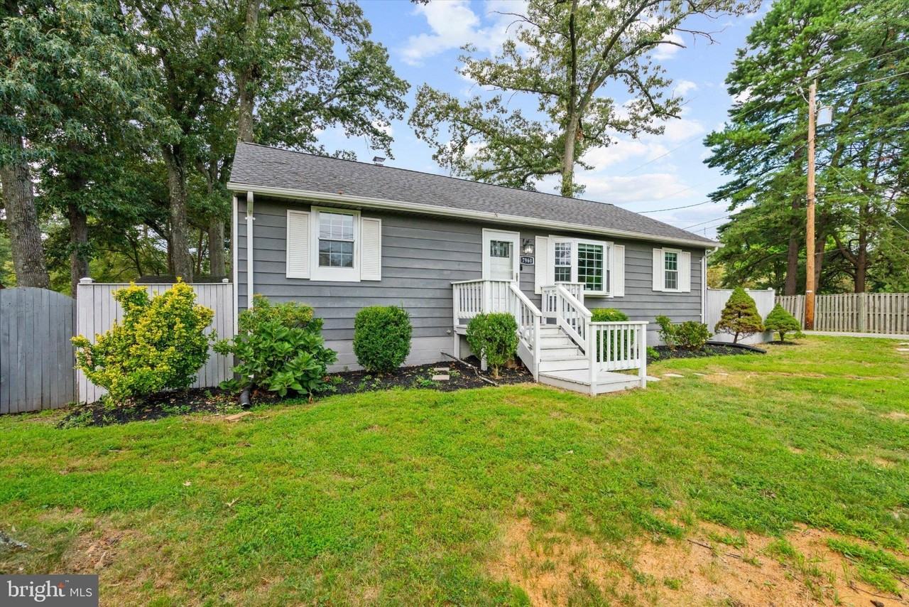 7960 Telegraph Rd - Photo 2 of 50