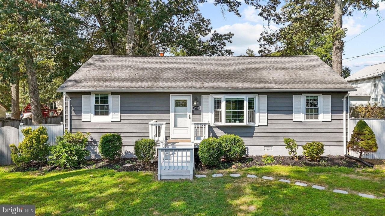 7960 Telegraph Rd - Photo 3 of 50