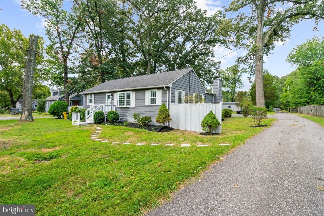 7960 Telegraph Rd - Photo 4 of 50