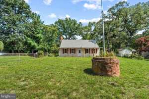featured image of 1342 Edna Rd