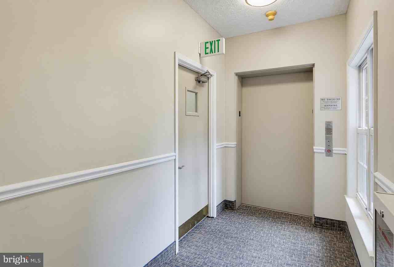 8710 Groffs Mill Dr #8710 - Photo 7 of 46