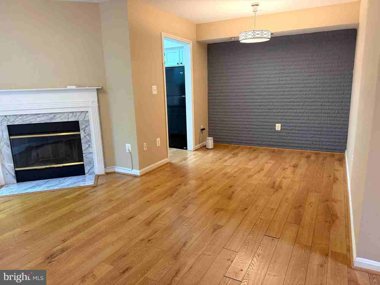 20017 Gateshead Cir #133 - Photo 4 of 17