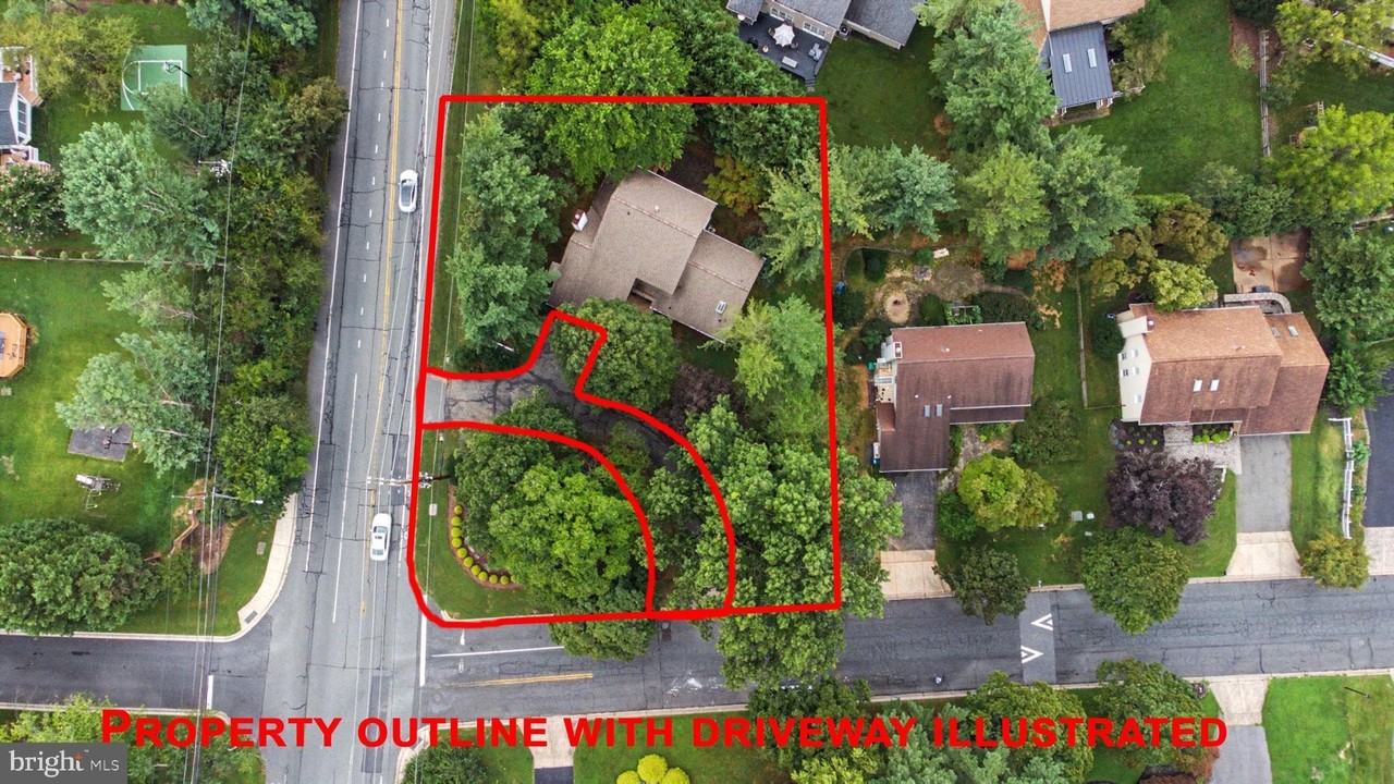 11402 Flints Grove Ln - Photo 3 of 50