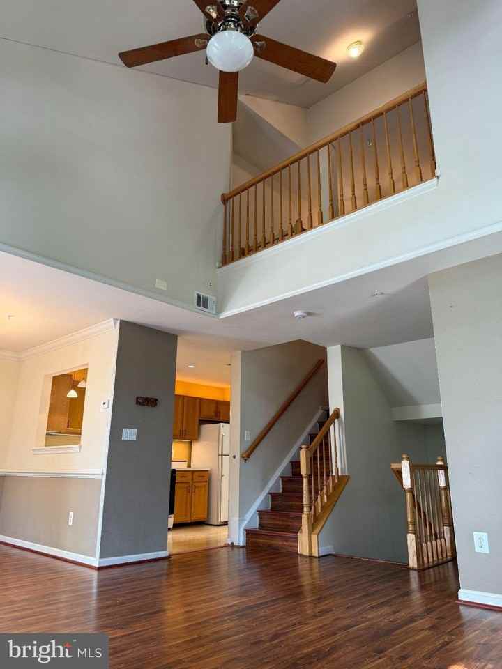 12933 Bridger Dr - Photo 3 of 12