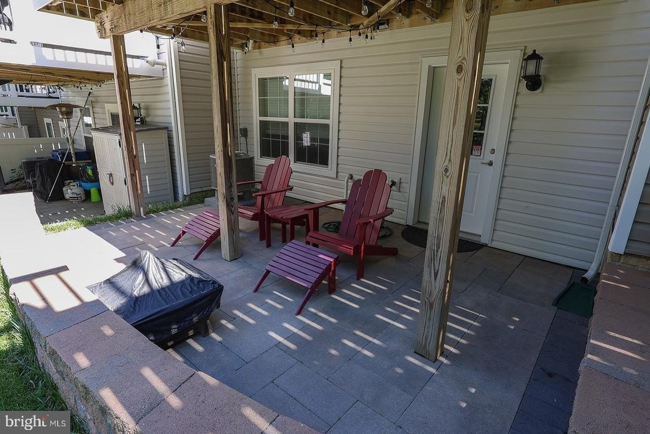 23827 Myrtle Glen Way - Photo 7 of 50