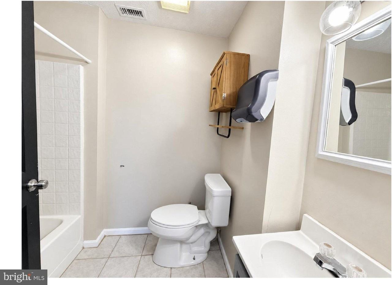 22254 Linwood Way - Photo 4 of 7