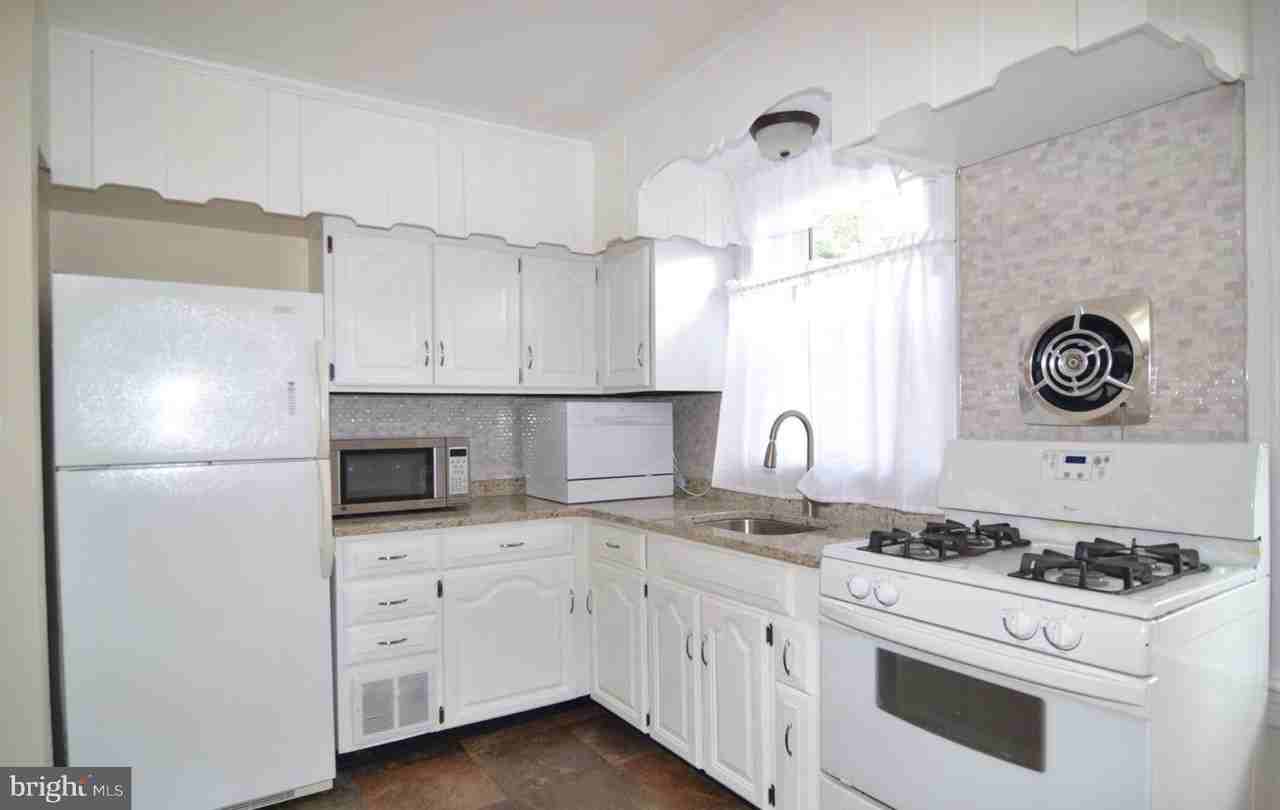 17 W Summit Ave - Photo 6 of 14