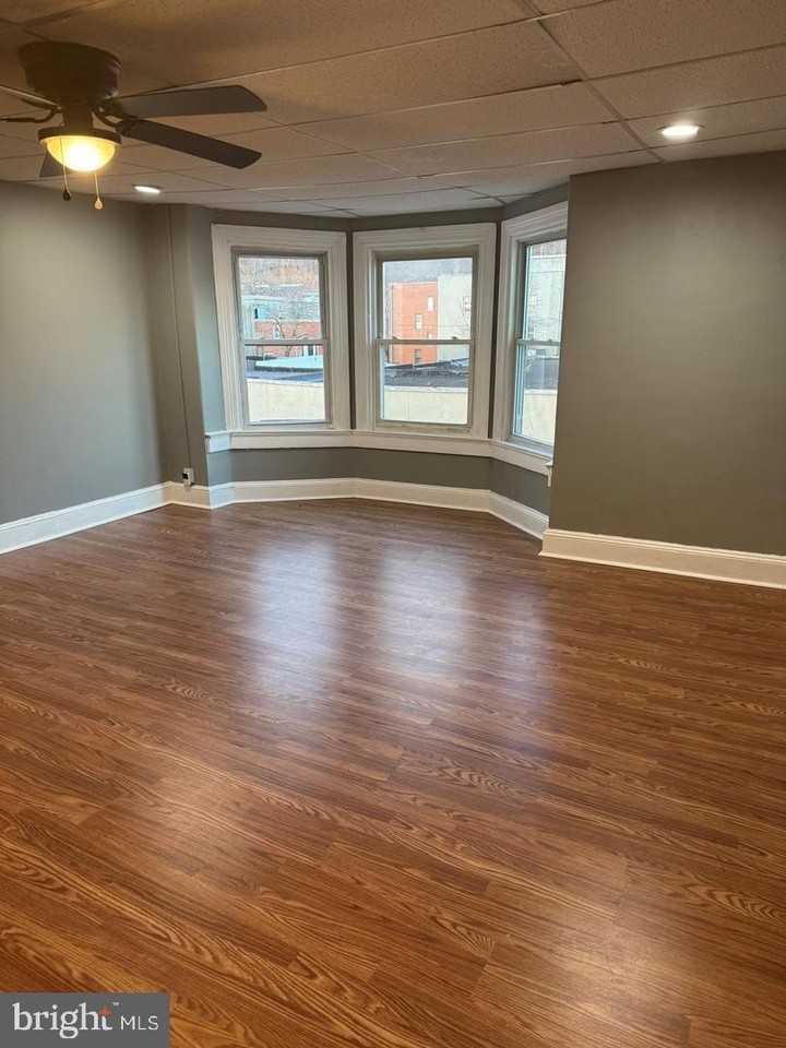 230 E Lincoln Hwy #3 - Photo 2 of 18
