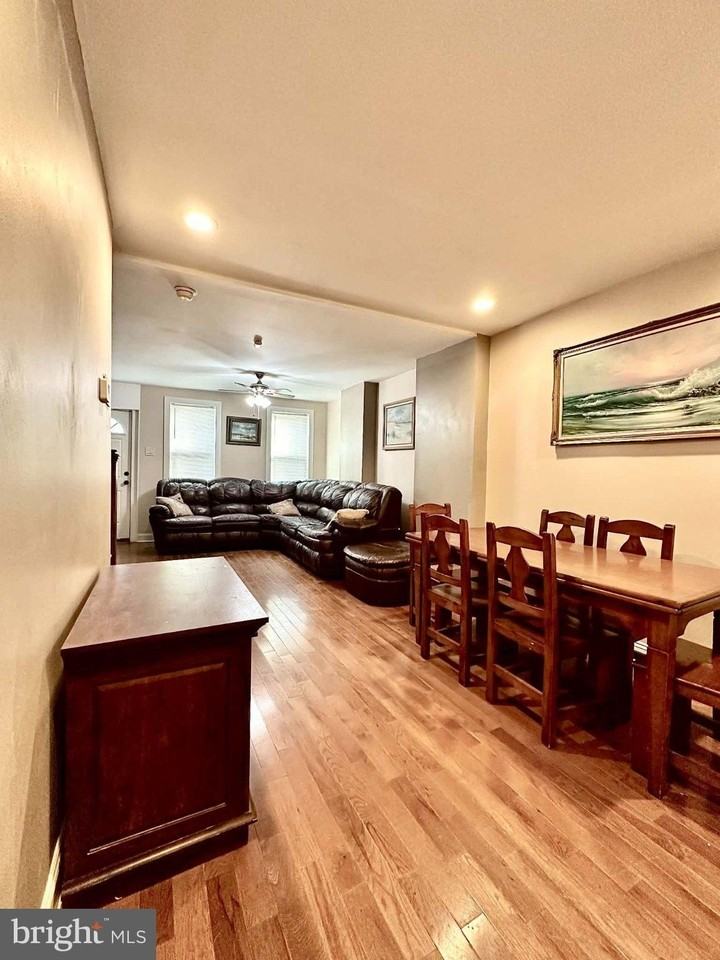 1209 Peters St - Photo 2 of 12