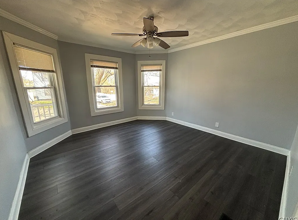 109 Westcott - Rms 4, 5 - Photo 6 of 18