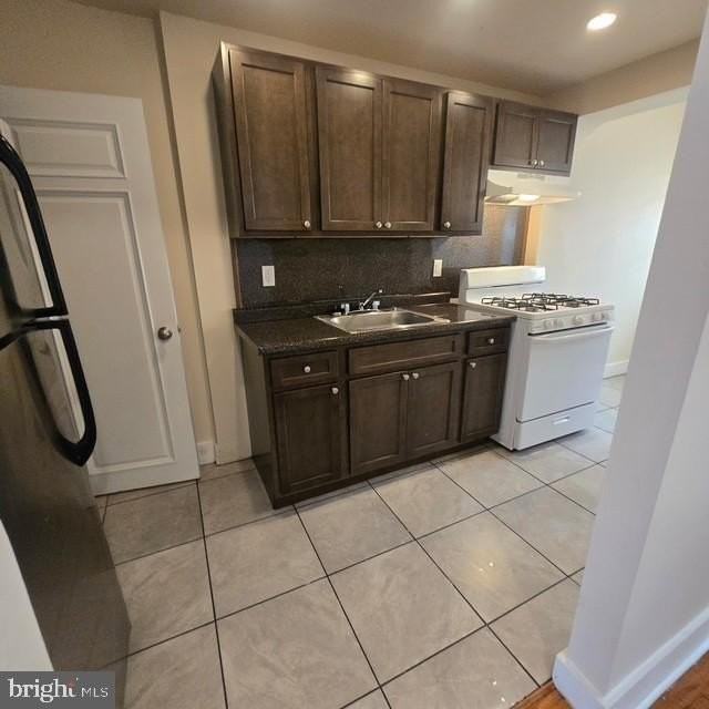 2021 Widener Pl - Photo 3 of 5