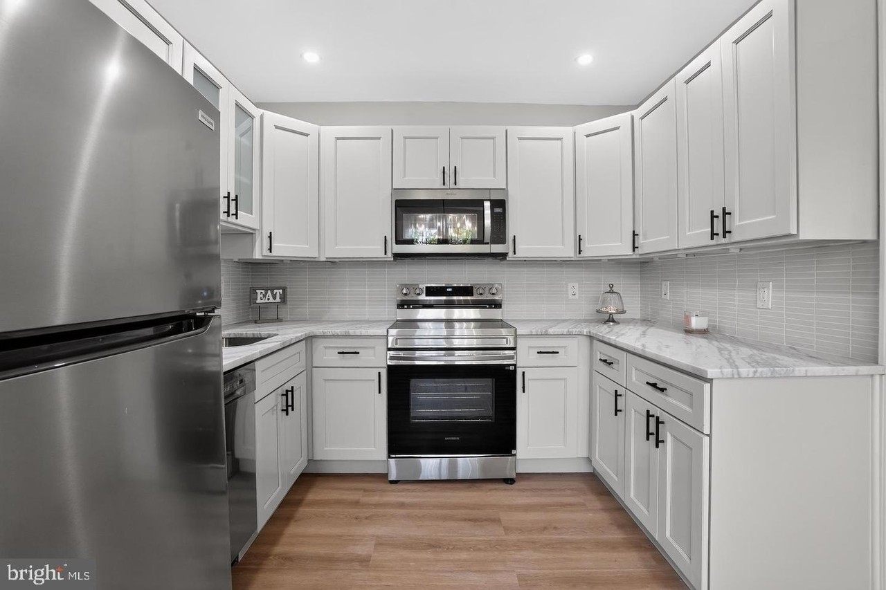 4637 Pine St #D410 - Photo 7 of 29