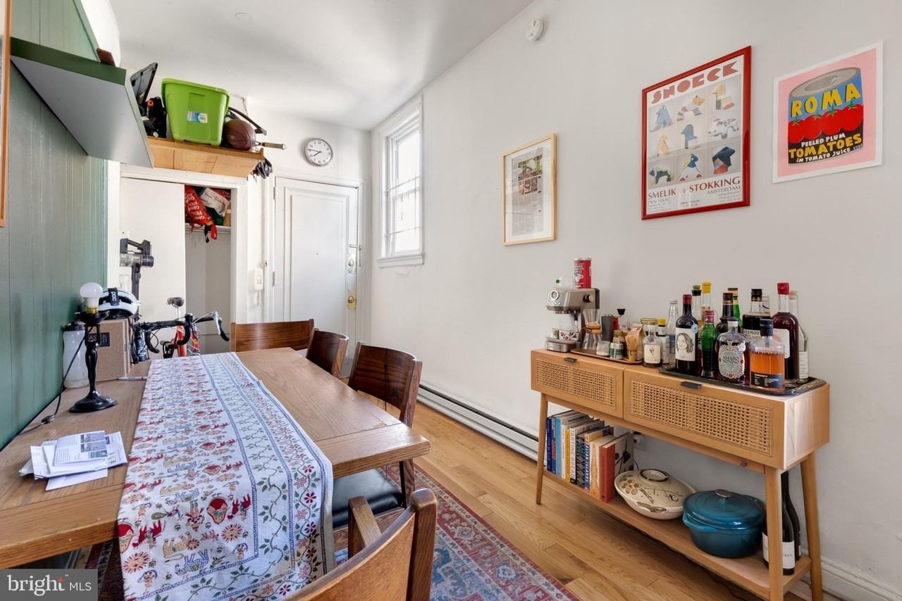 916 Pine St #2F - Photo 4 of 17