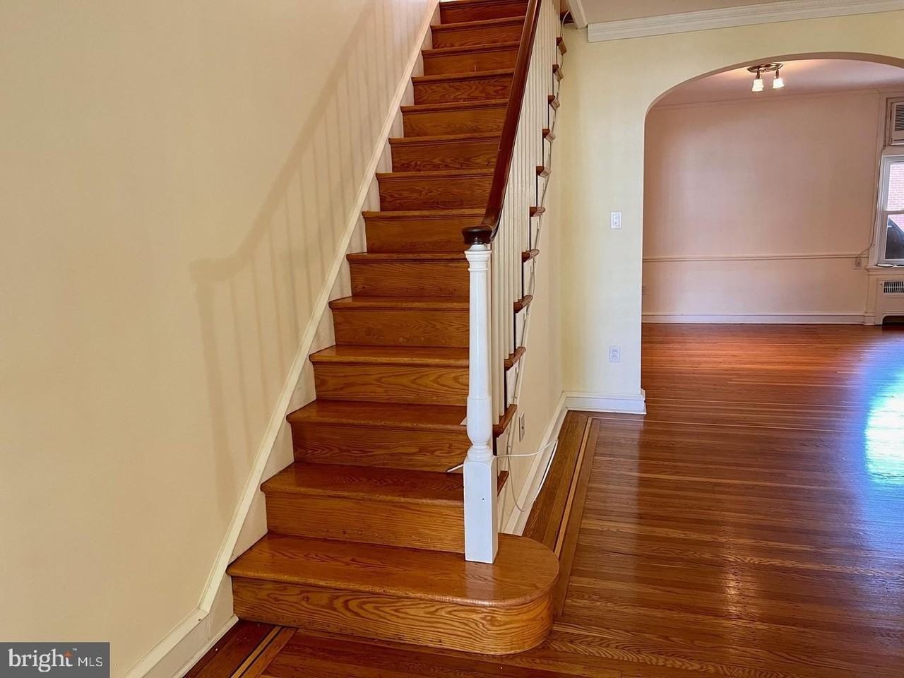 360 E Gorgas Ln - Photo 7 of 17
