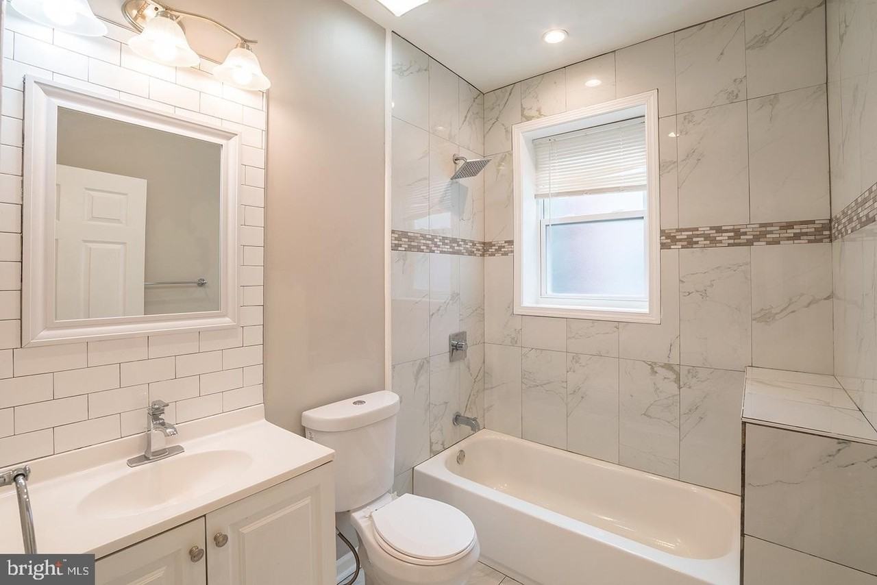 723 S 56th St #B - Photo 5 of 9