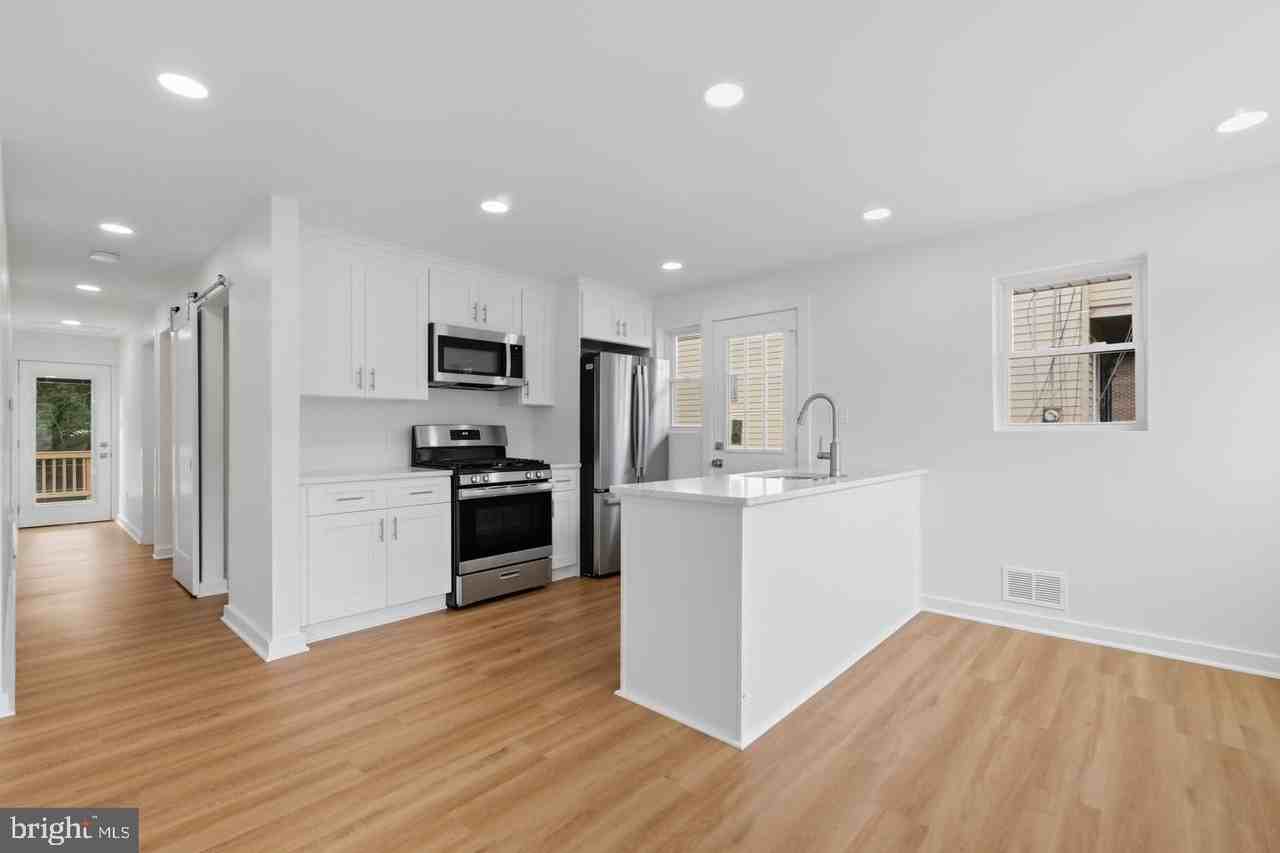 1545 11th St S - Photo 7 of 23