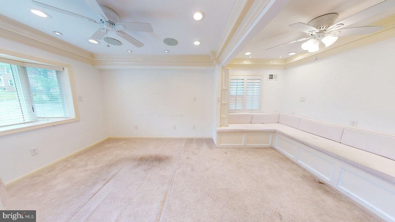 4145 21st Rd N - Photo 2 of 12