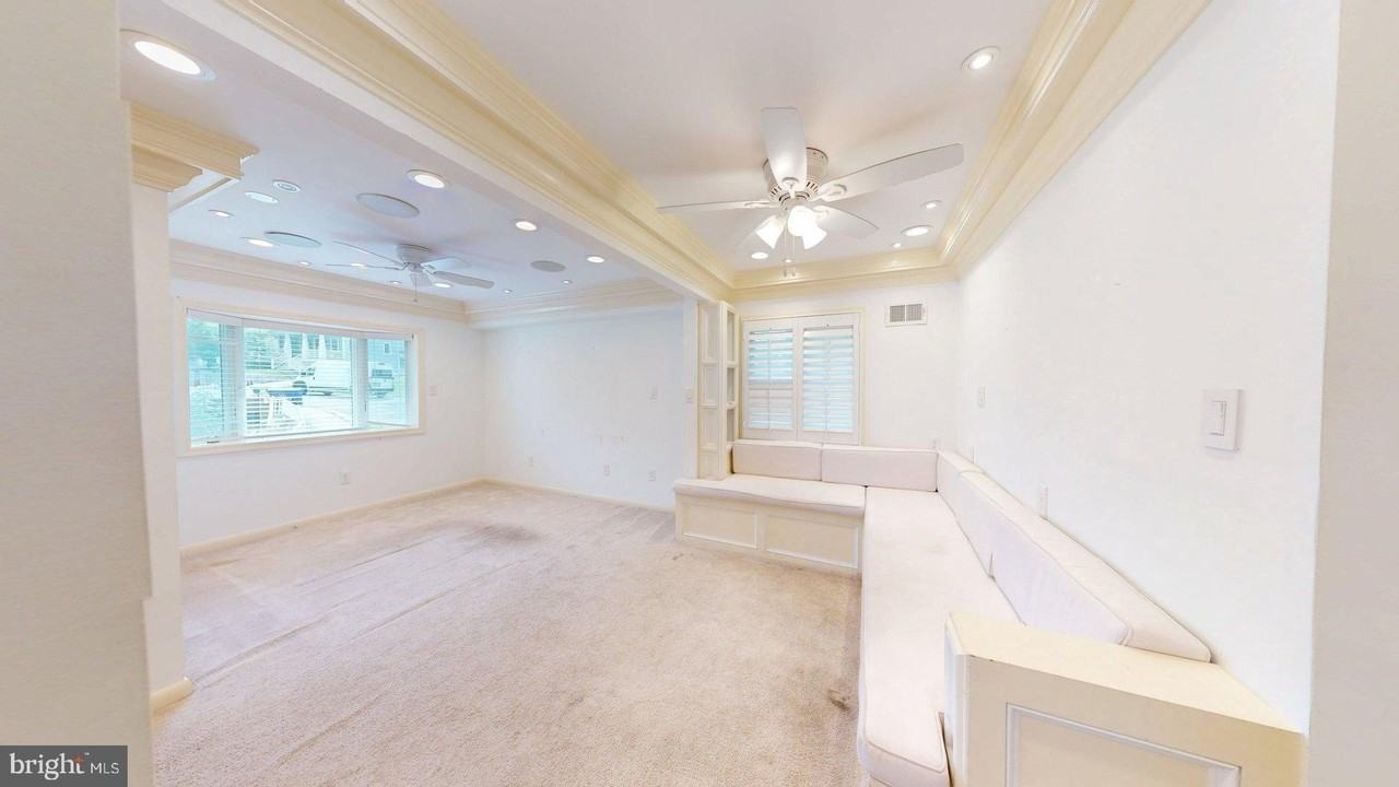 4145 21st Rd N - Photo 4 of 12