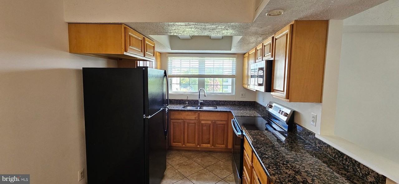 130 Fort Evans Rd Se #C - Photo 5 of 15