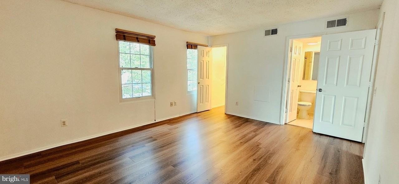 130 Fort Evans Rd Se #C - Photo 7 of 15