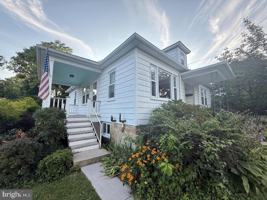featured image of 622 S Church St