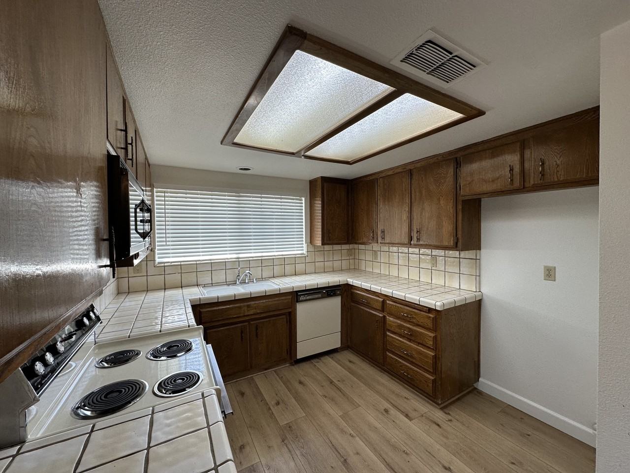 3917 Jerome Way #1 - Photo 5 of 18