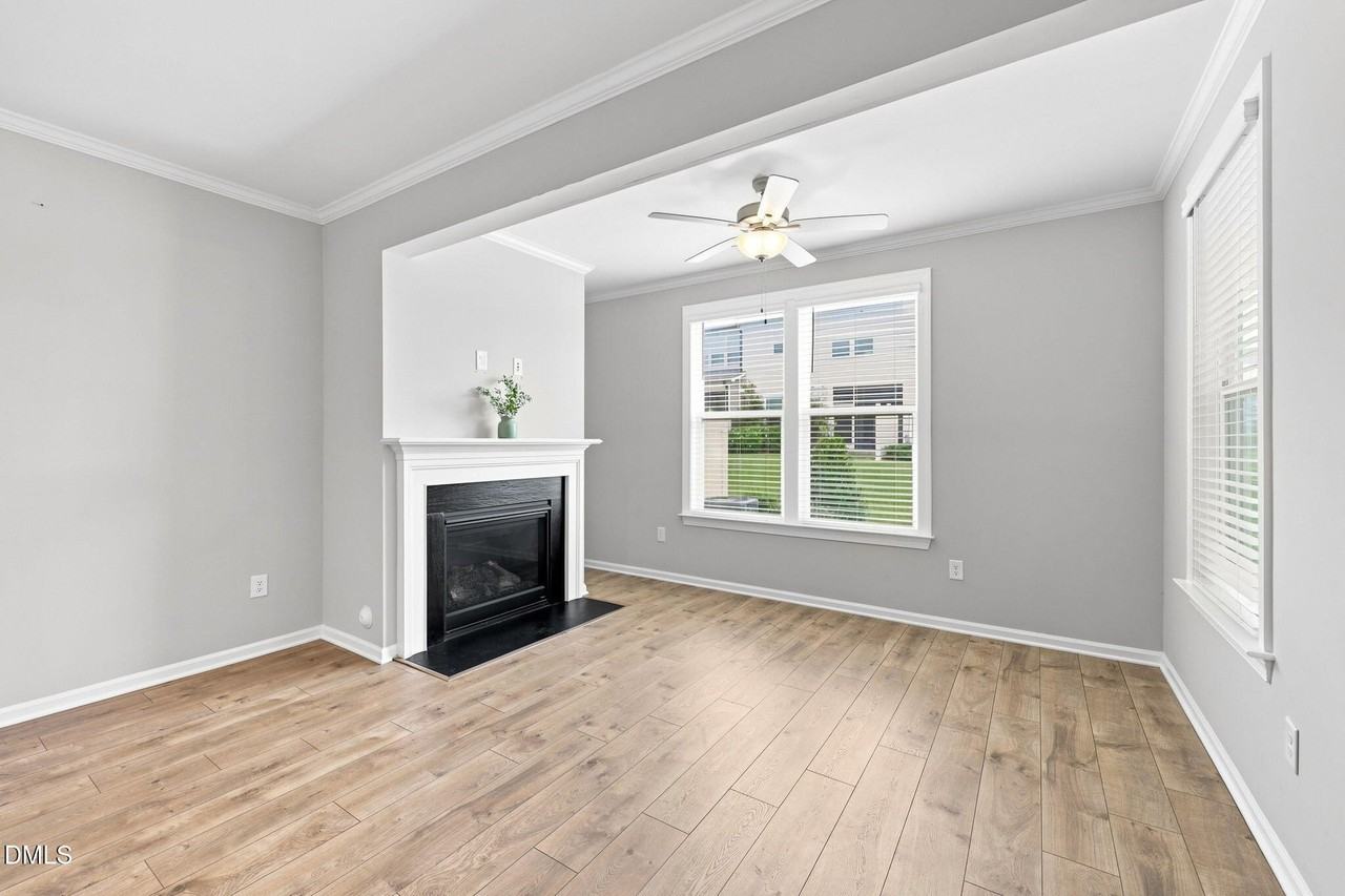 233 Luftee Ln - Photo 5 of 31