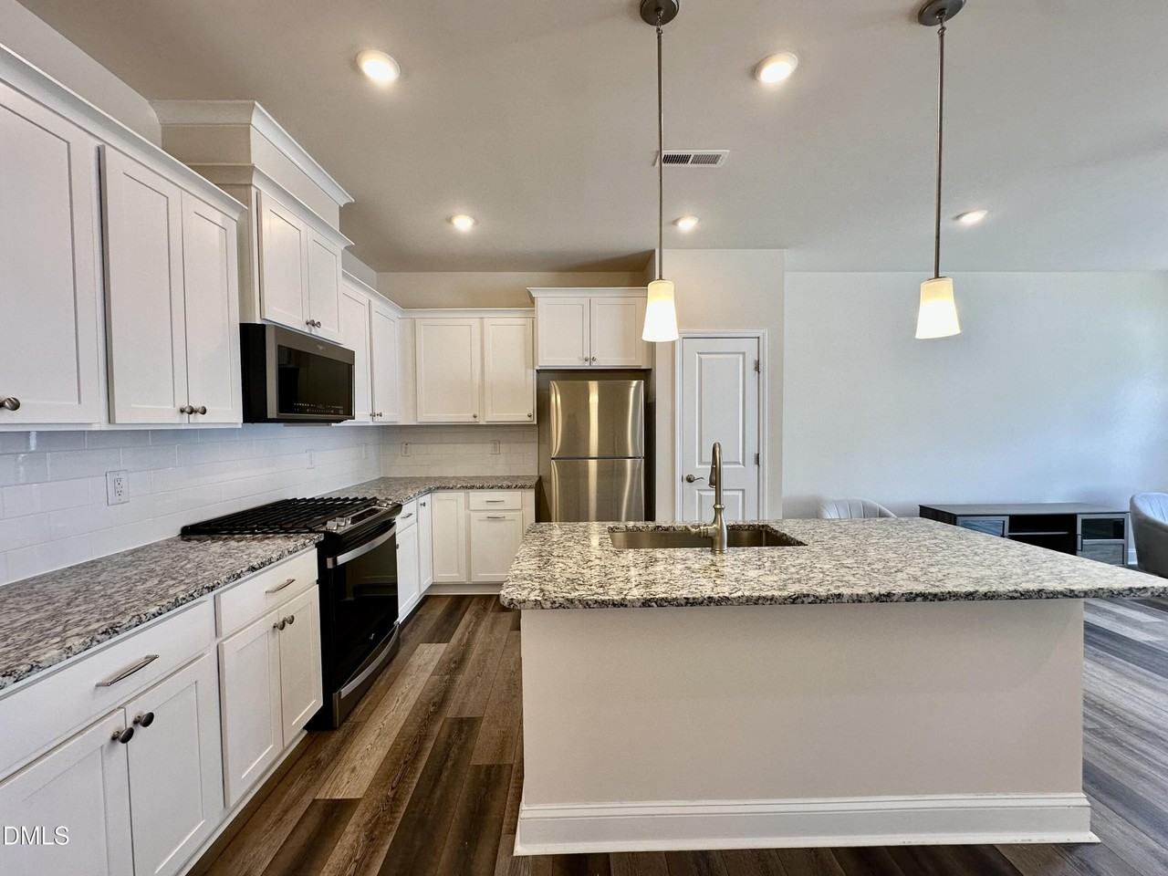 117 Woodford Reserve Ct - Photo 6 of 25
