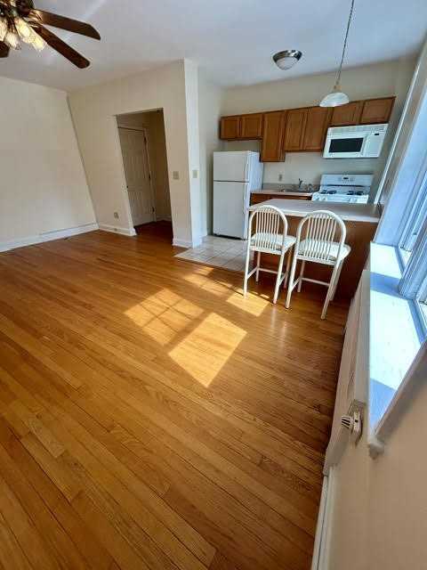 155 Union Ave - Photo 4 of 10