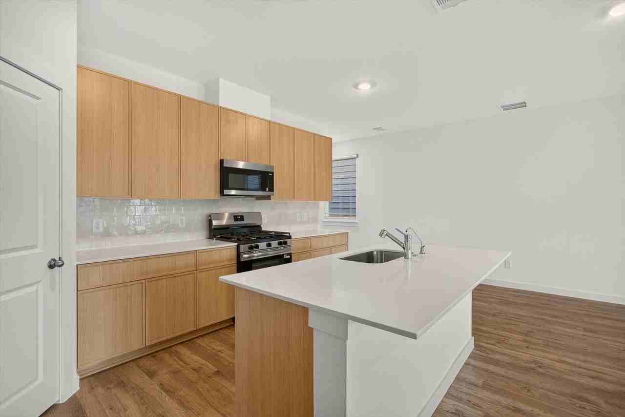28126 Meadowlark Sky Dr - Photo 7 of 30